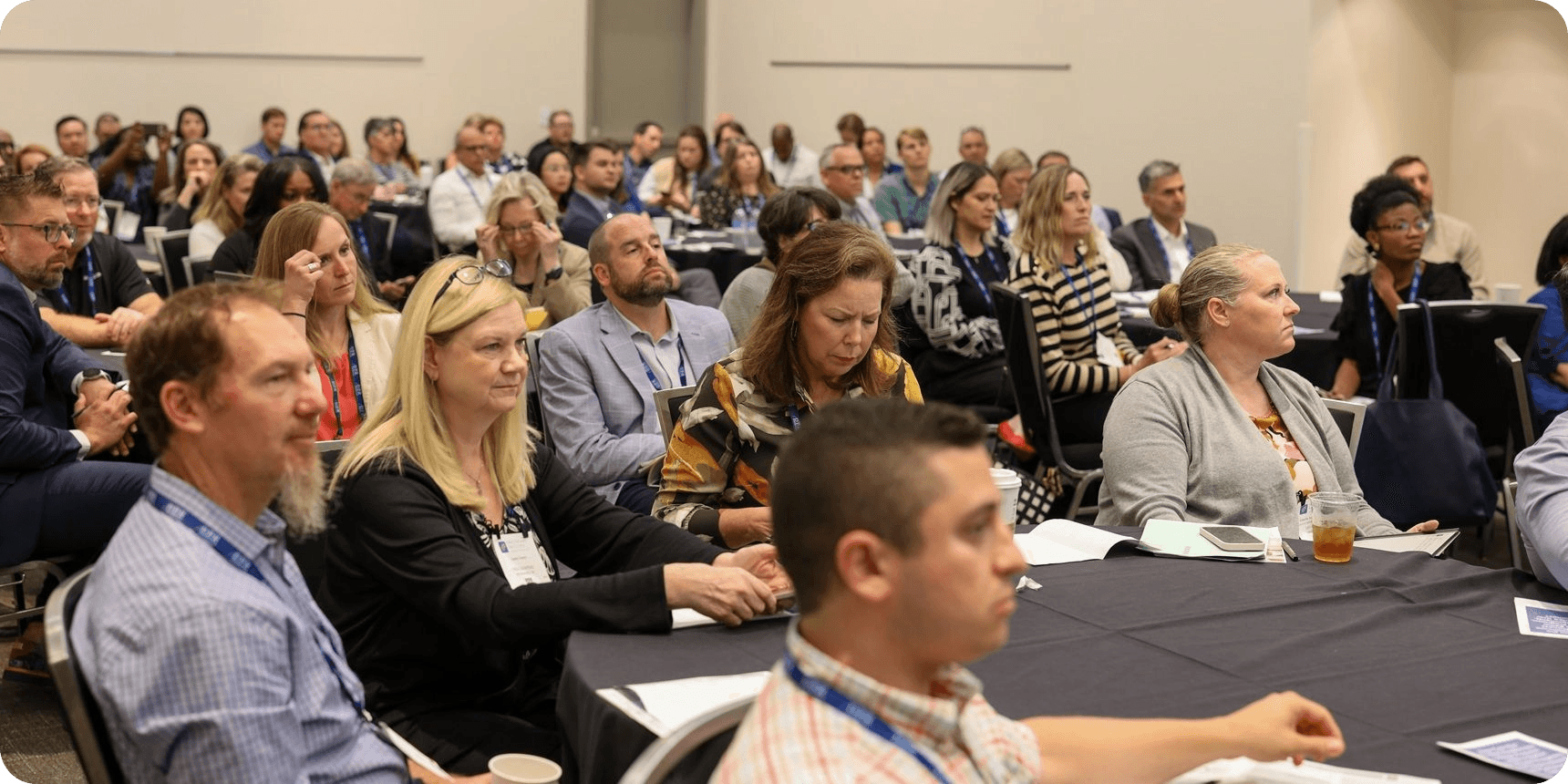 Healthcare Facilities Symposium audience using B2Brain lead capture planning
